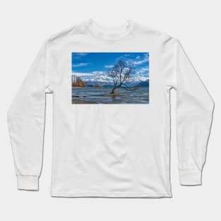 Lake Wanaka Tree Long Sleeve T-Shirt